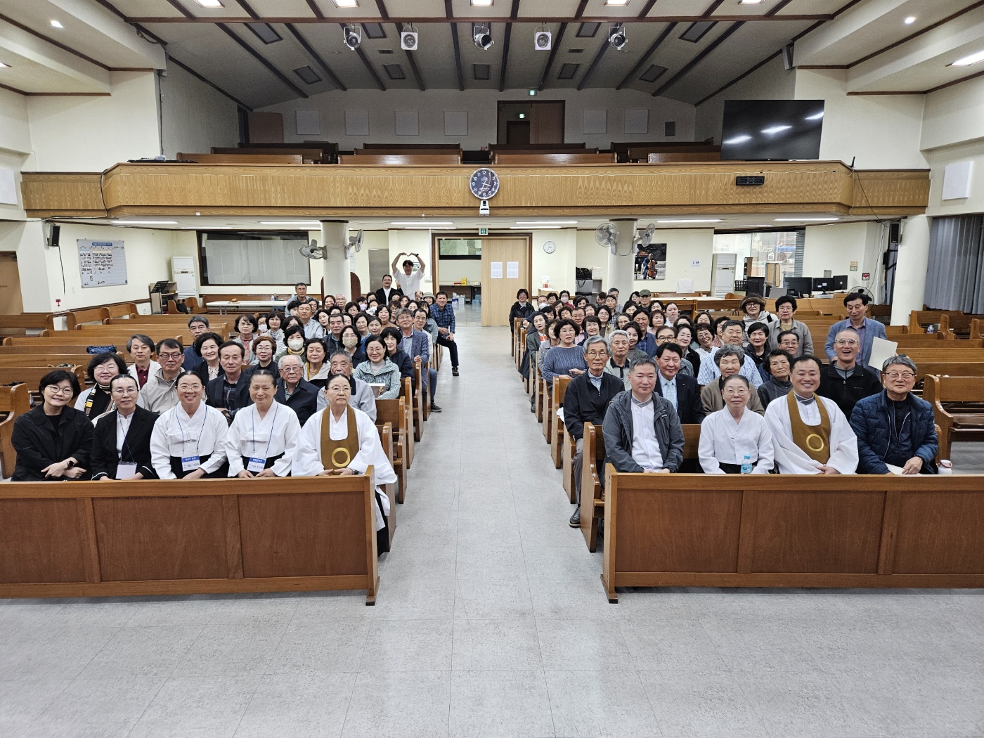 첨부